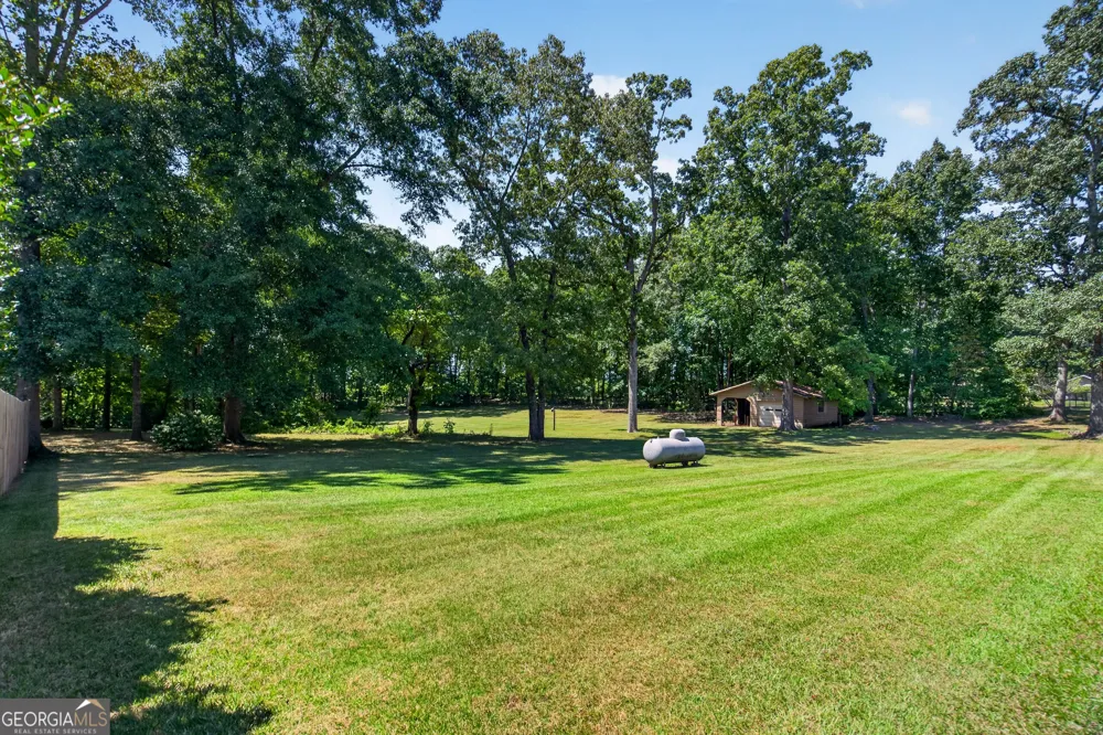 106 Iris DR LaGrange, GA 30241