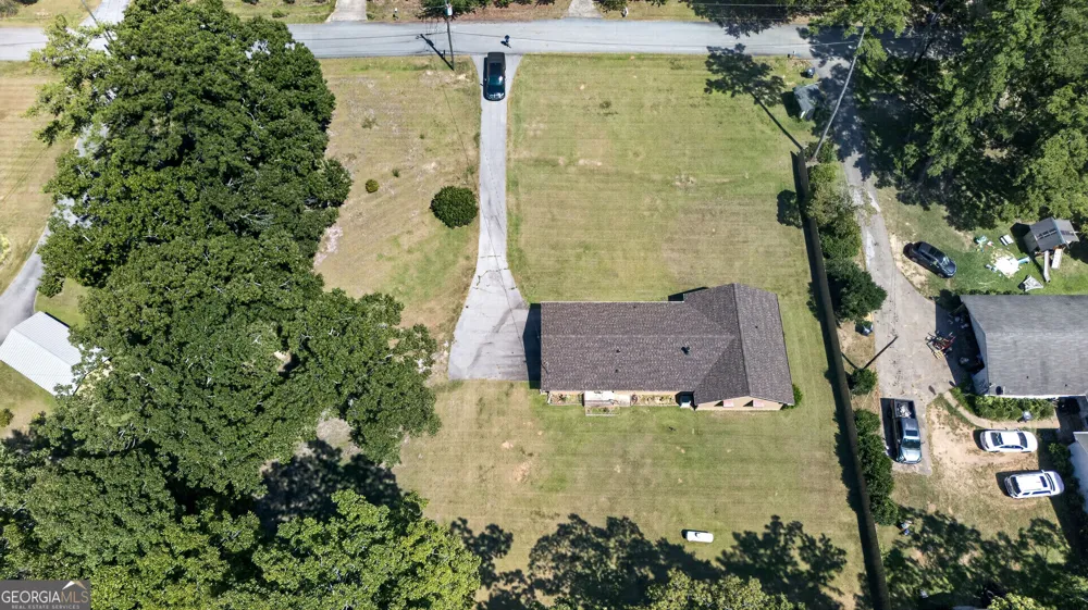 106 Iris DR LaGrange, GA 30241