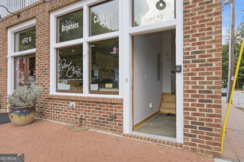 692 B Kirkwood AVE SE Atlanta, GA 30316