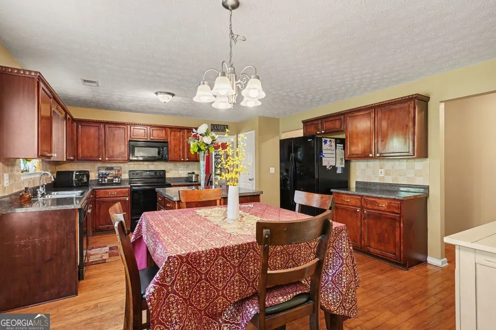 266 Millstone DR Hampton, GA 30228