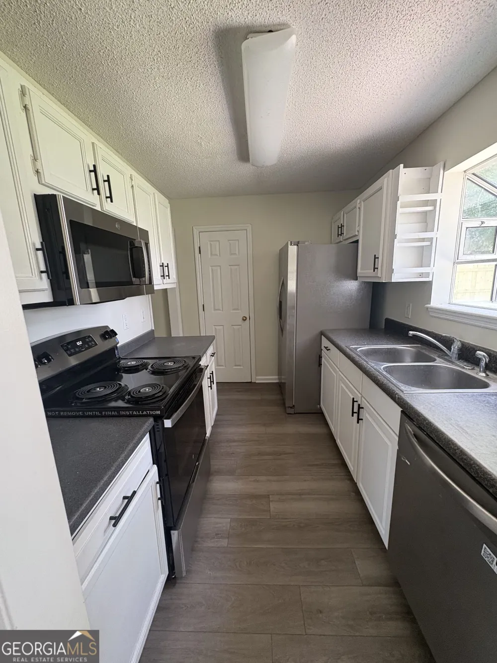 303 Holly CT Kingsland, GA 31548