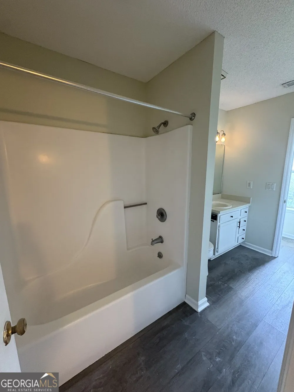 303 Holly CT Kingsland, GA 31548
