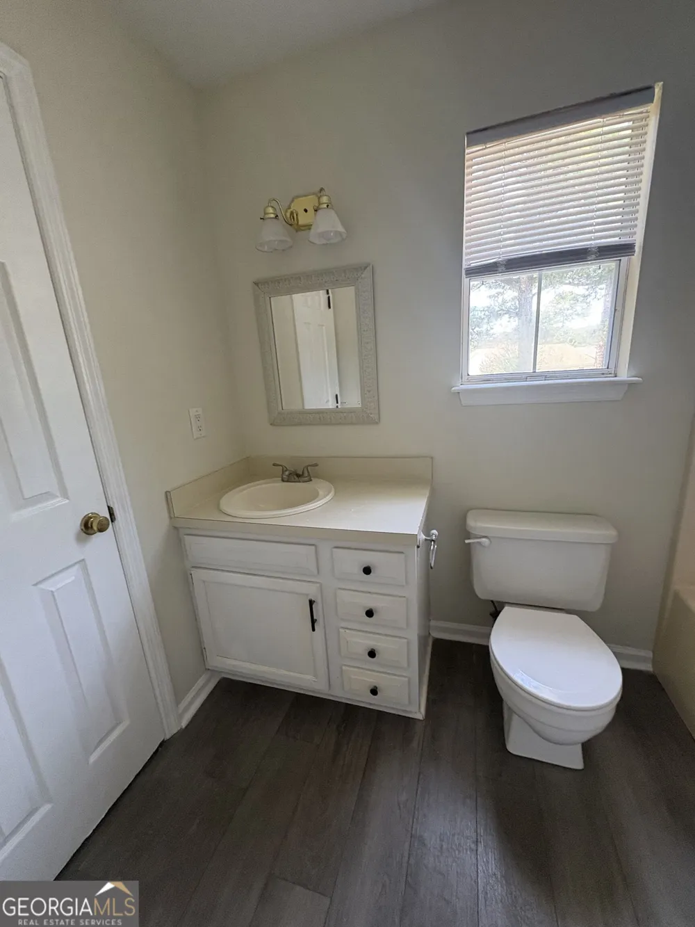 303 Holly CT Kingsland, GA 31548