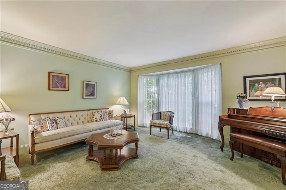 6051 Millstone RUN Stone Mountain, GA 30087