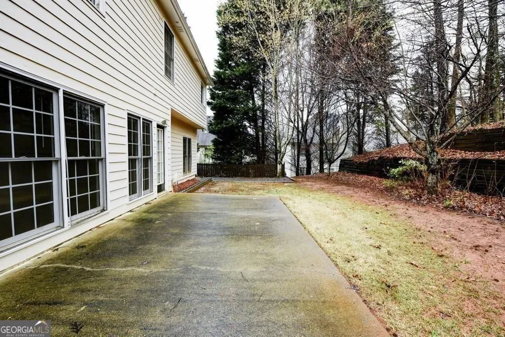 1429 Oglethorpe DR Suwanee, GA 30024