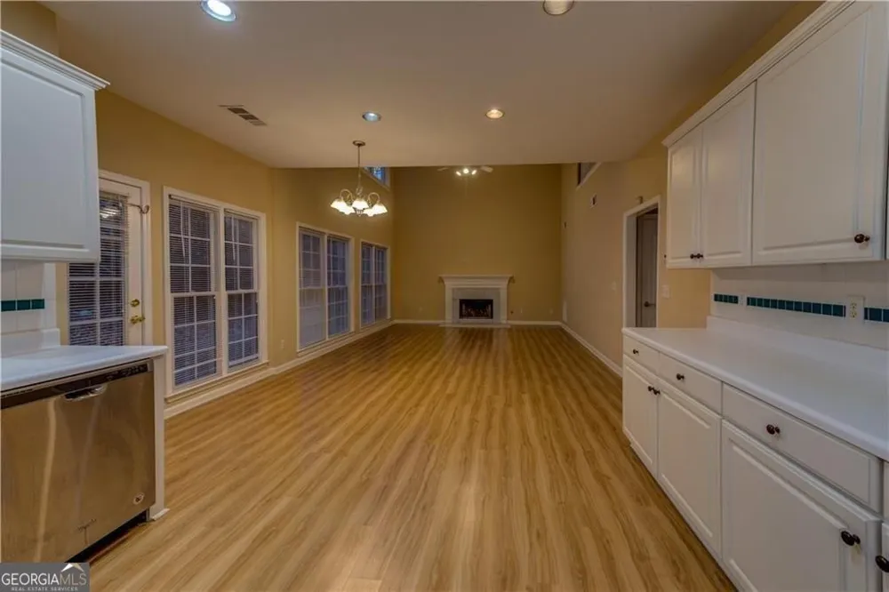 1429 Oglethorpe DR Suwanee, GA 30024