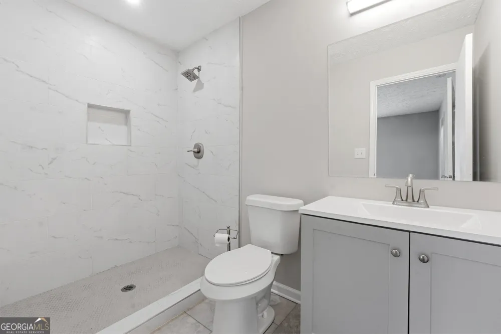 8413 Glenwoods TER Riverdale, GA 30274