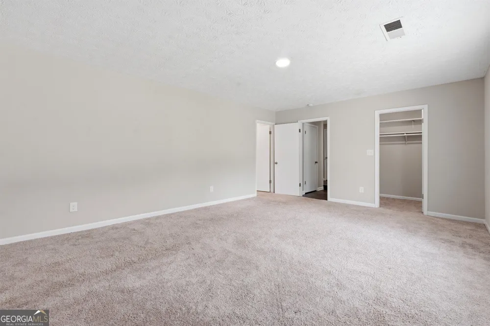 8413 Glenwoods TER Riverdale, GA 30274