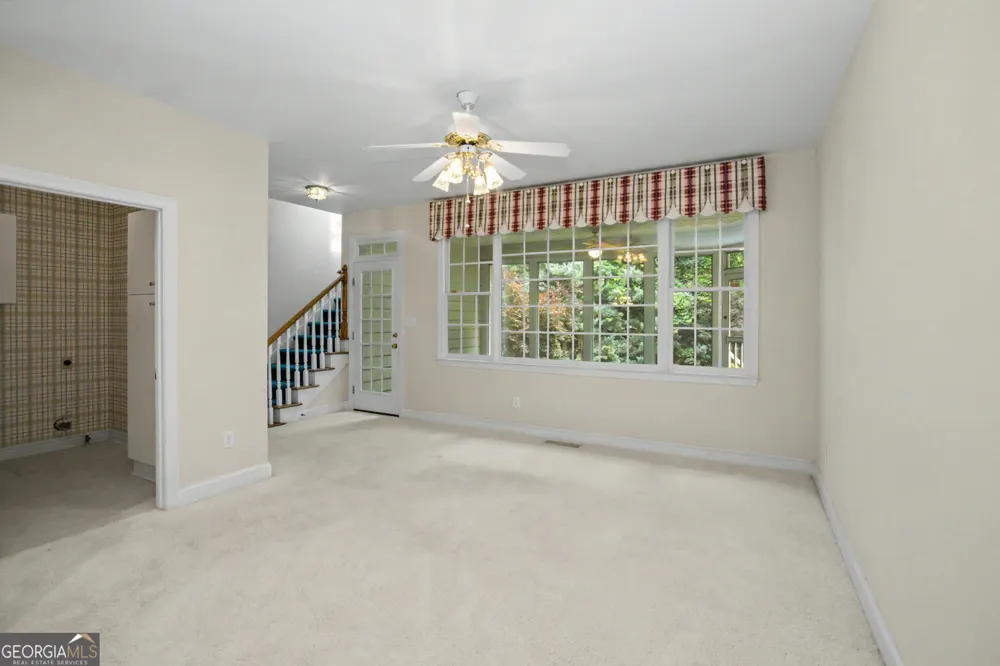 217 Sweetbriar ST Peachtree City, GA 30269