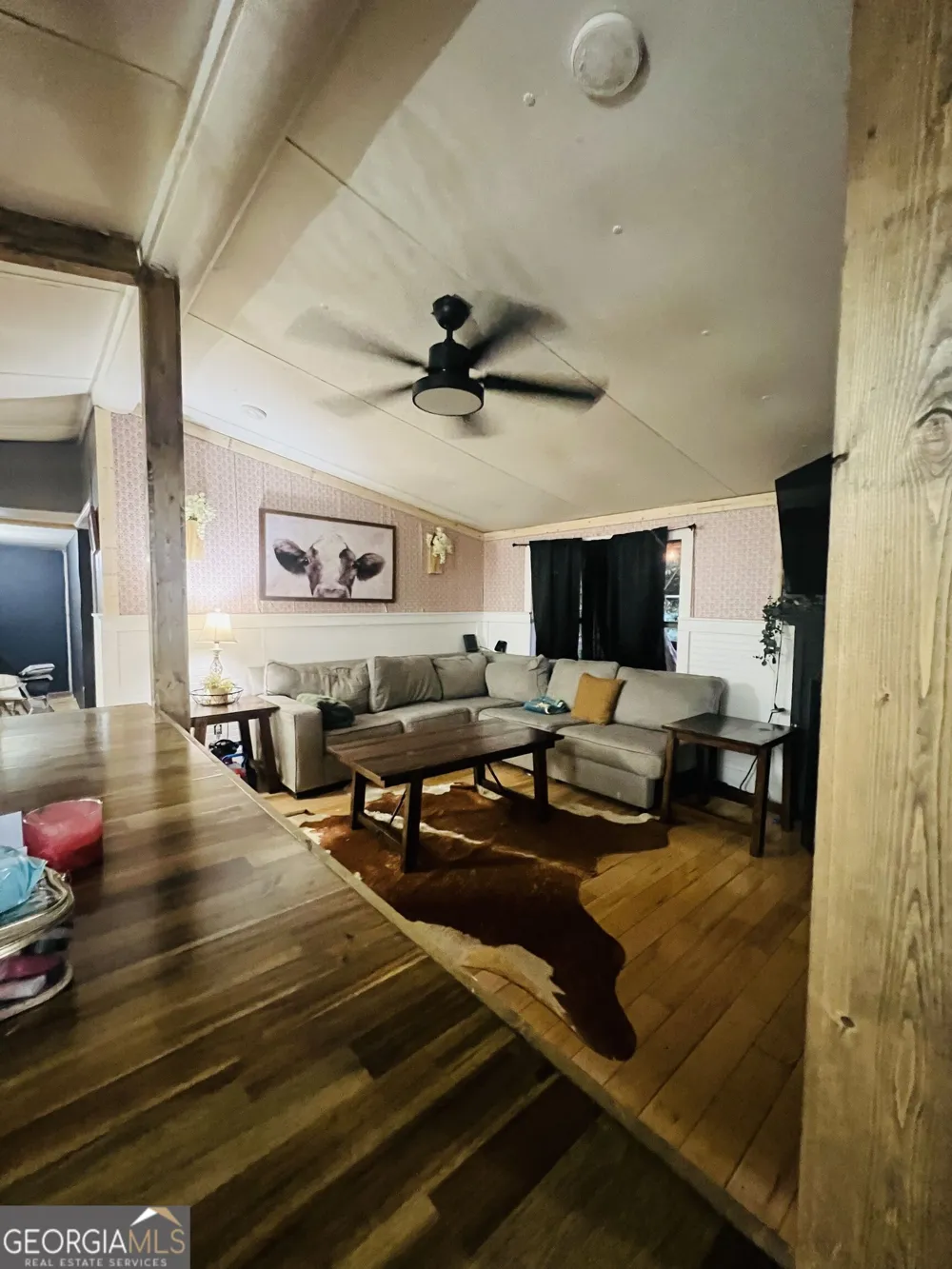 282 Friendly LN McCaysville, GA 30555