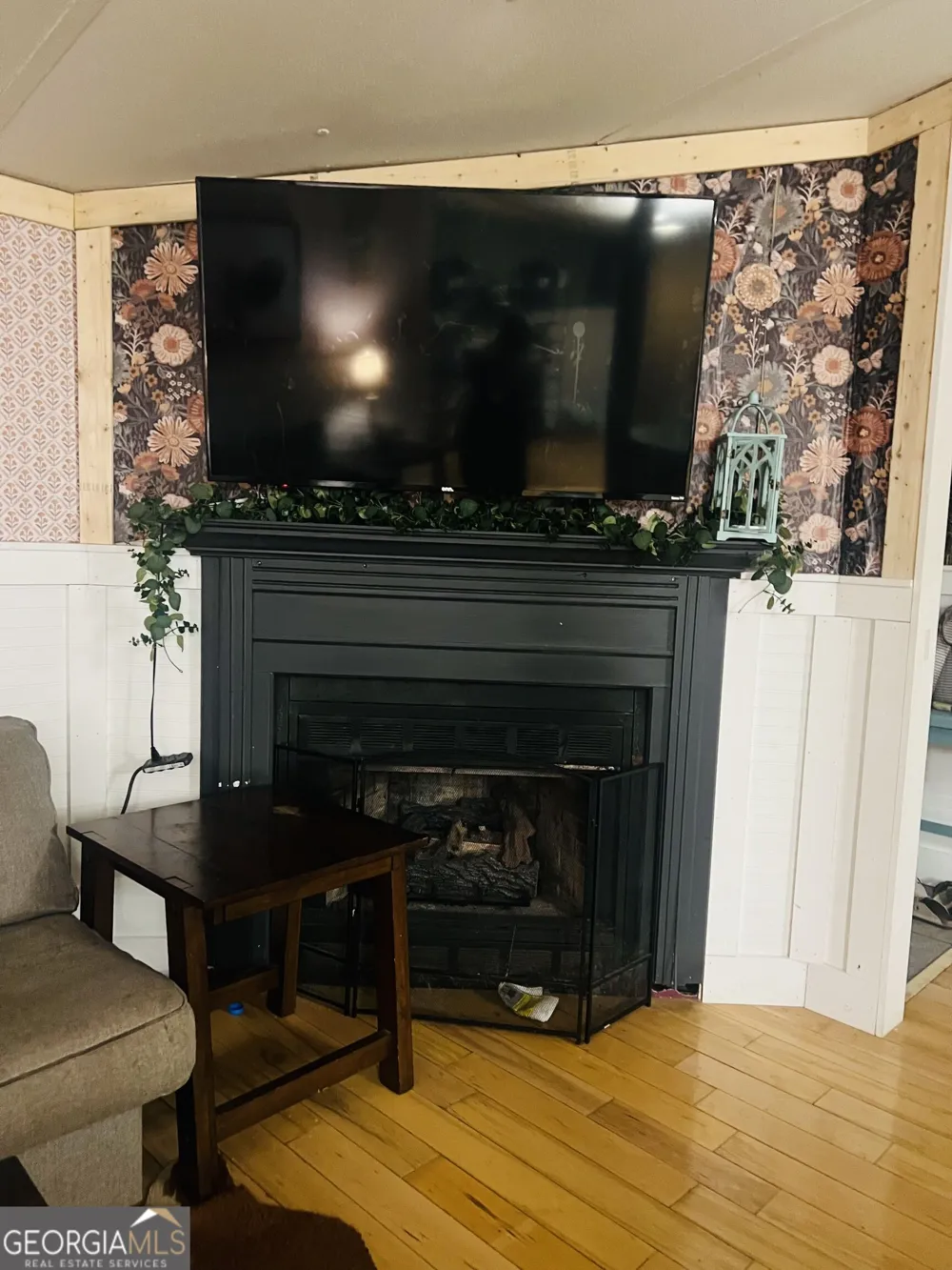 282 Friendly LN McCaysville, GA 30555