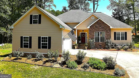 103 Meadowbrook LN