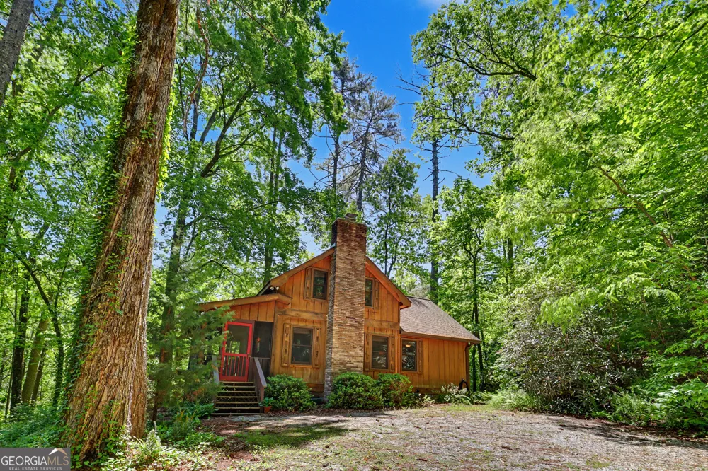 102 Moses RD Rabun Gap, GA 30568