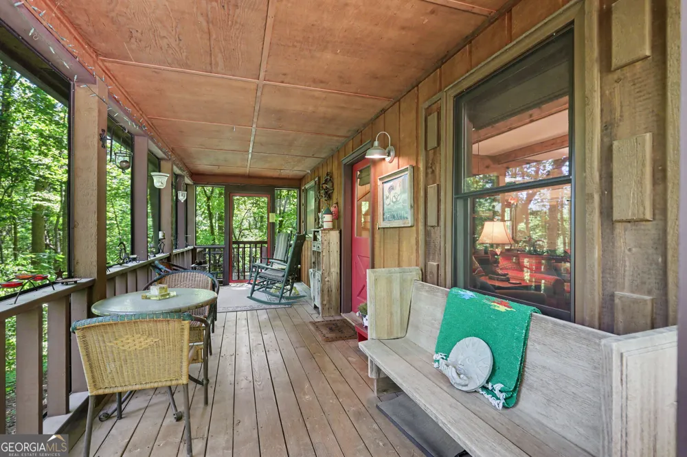 102 Moses RD Rabun Gap, GA 30568