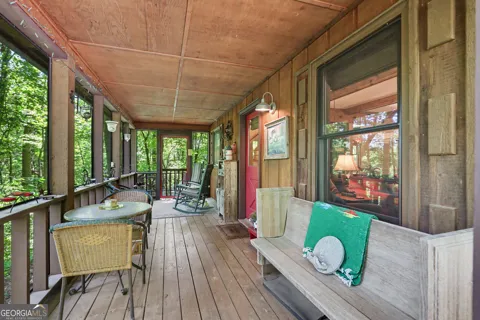 102 Moses RD
