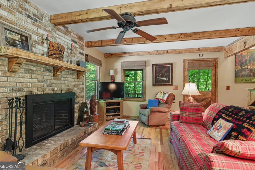 102 Moses RD Rabun Gap, GA 30568