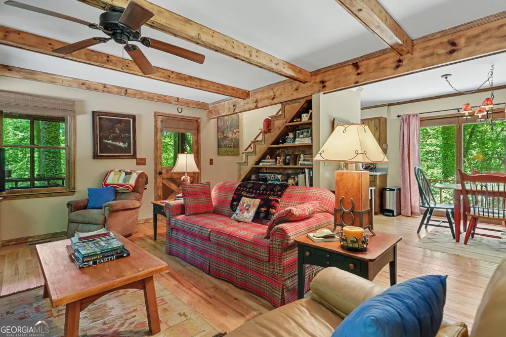 102 Moses RD Rabun Gap, GA 30568