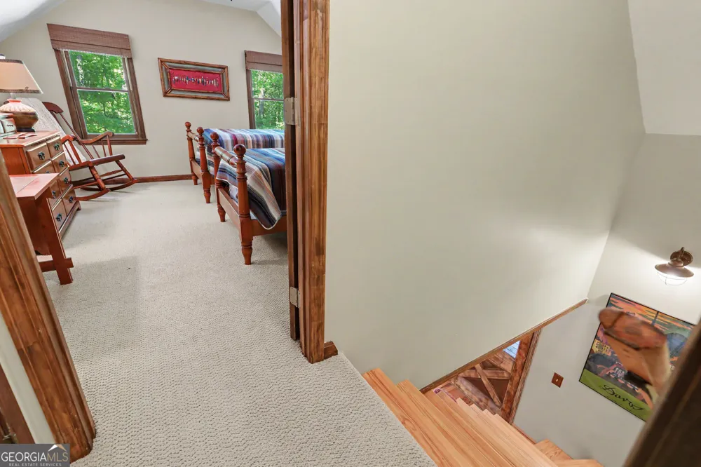 102 Moses RD Rabun Gap, GA 30568
