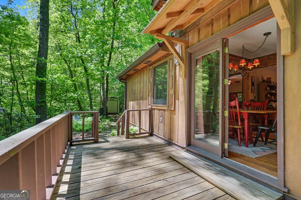 102 Moses RD Rabun Gap, GA 30568