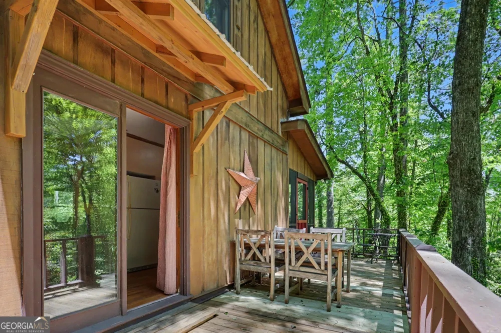 102 Moses RD Rabun Gap, GA 30568