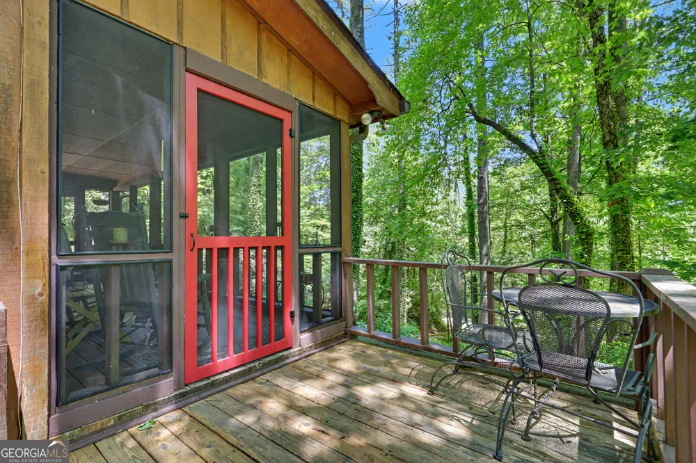 102 Moses RD Rabun Gap, GA 30568