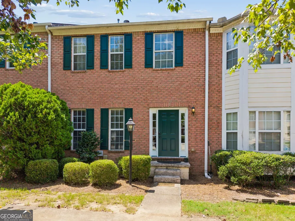 2076 Pinnacle Pointe DR Norcross, GA 30071