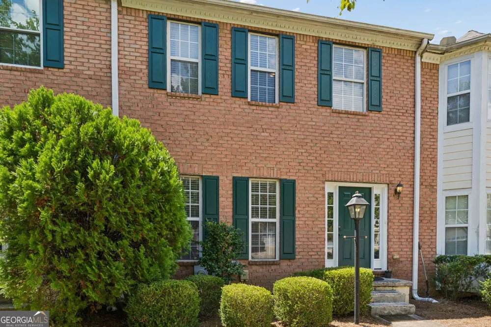 2076 Pinnacle Pointe DR Norcross, GA 30071