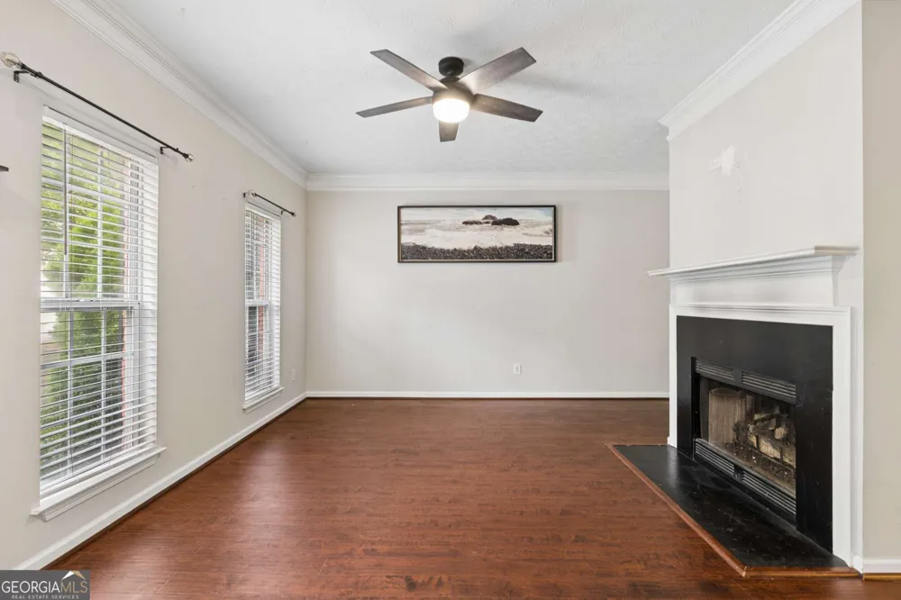 2076 Pinnacle Pointe DR Norcross, GA 30071