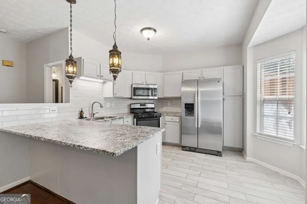 2076 Pinnacle Pointe DR Norcross, GA 30071