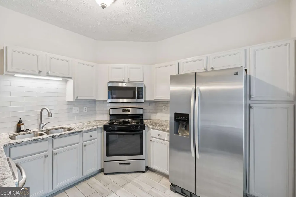2076 Pinnacle Pointe DR Norcross, GA 30071