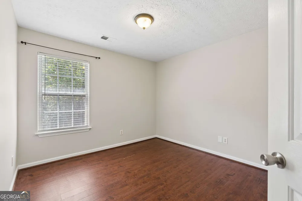 2076 Pinnacle Pointe DR Norcross, GA 30071