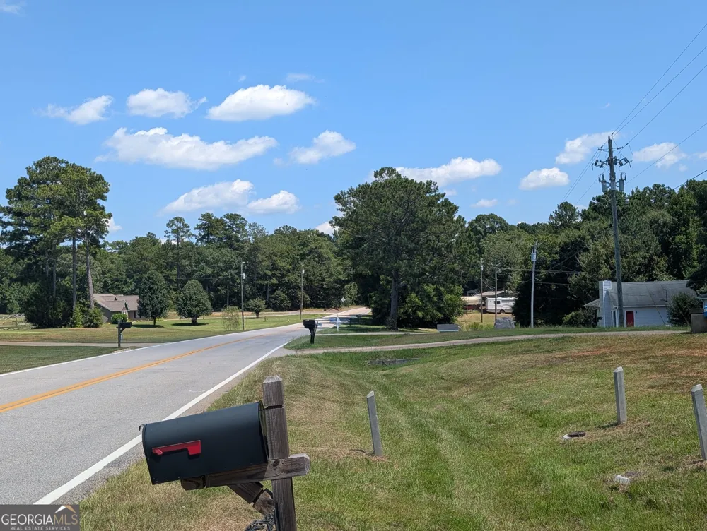 1070 Lower Big Springs RD LaGrange, GA 30241