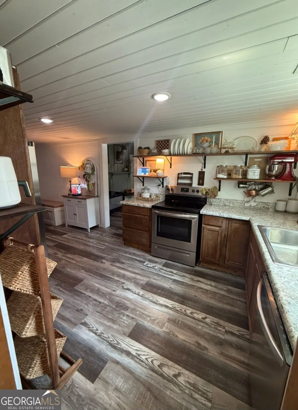 39 Chestnut ST Trion, GA 30753