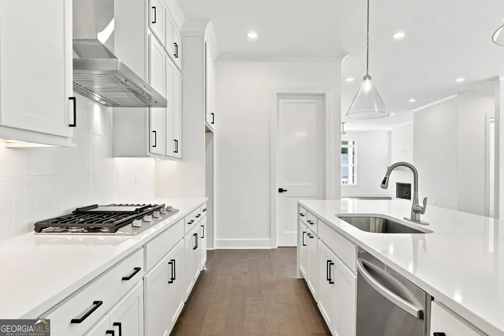3030 Kara CT Roswell, GA 30076