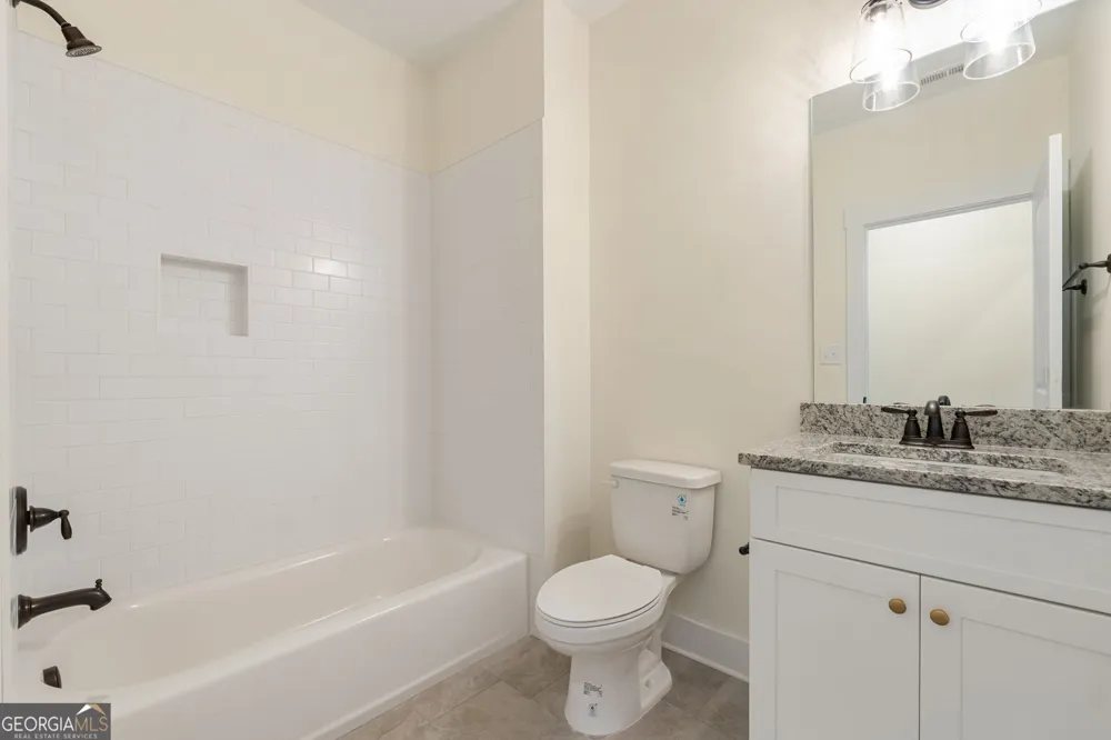 2002 Millstream CT Griffin, GA 30224