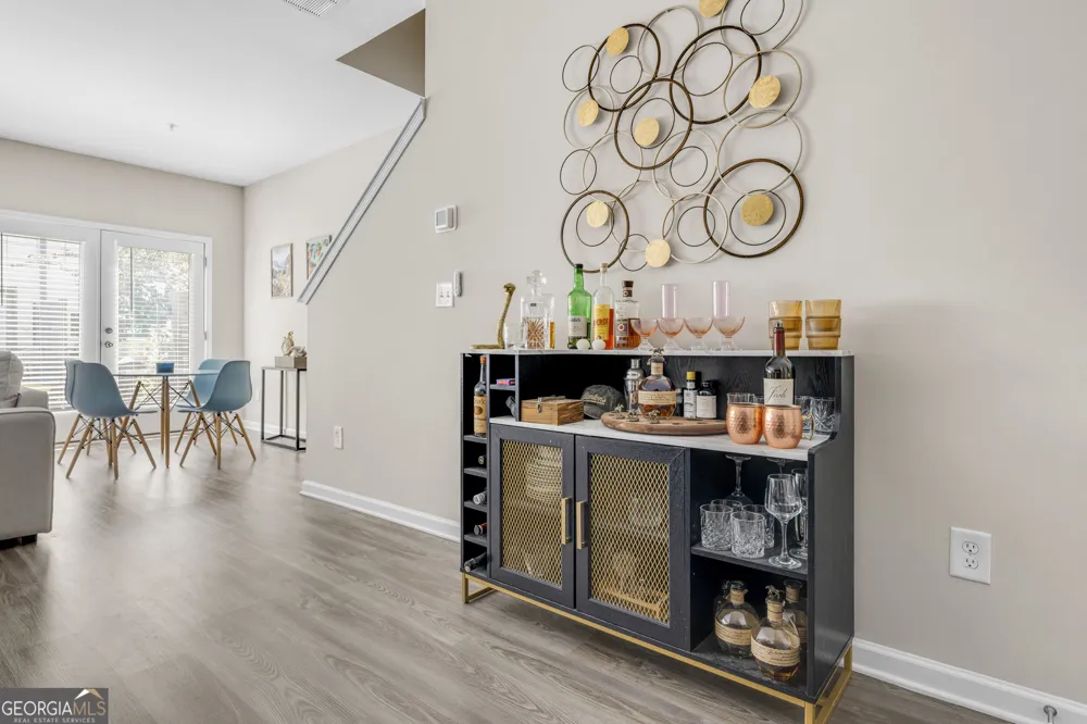 2893 Royal Heights DR Atlanta, GA 30318