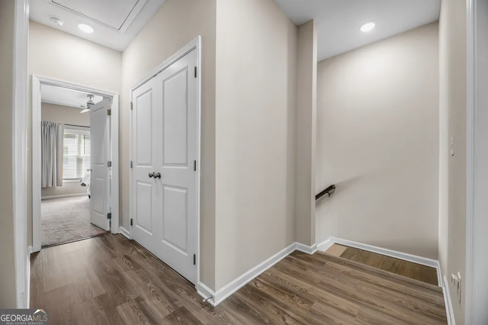 2893 Royal Heights DR Atlanta, GA 30318