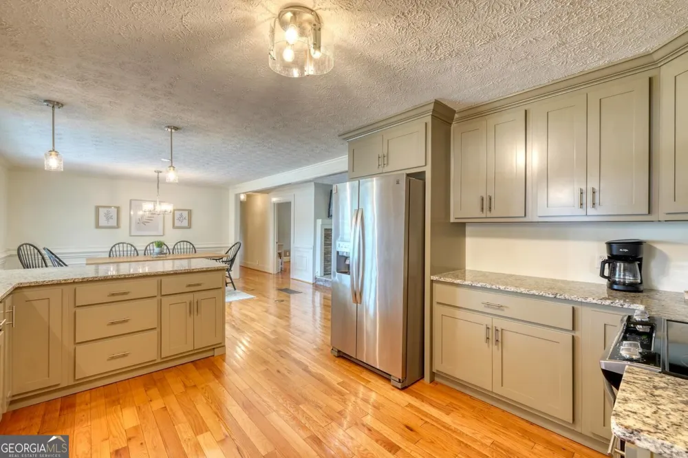787 Hiawassee Estates DR Hiawassee, GA 30546