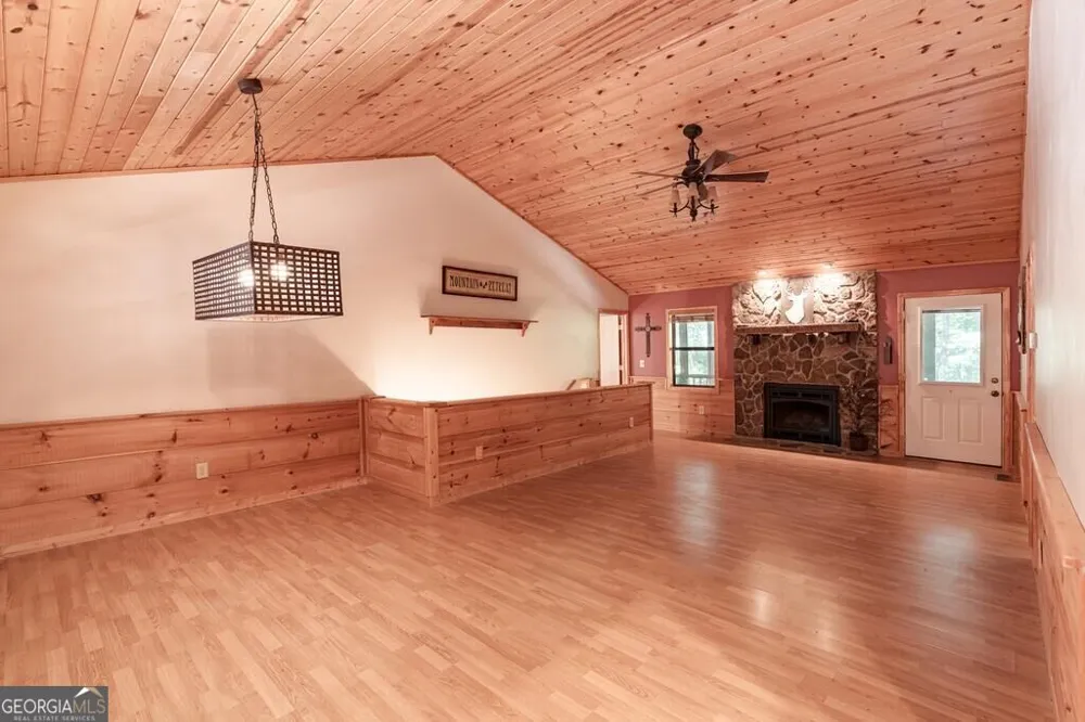 191 Deer Run RD Blairsville, GA 30512