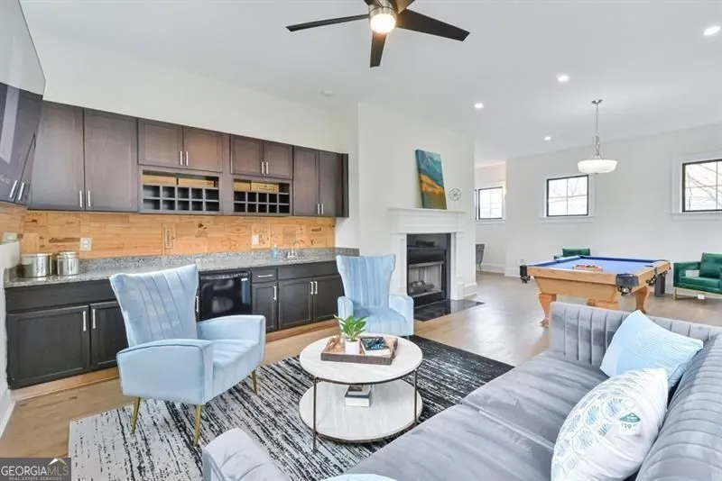 1227 Atlantic DR NW Atlanta, GA 30318