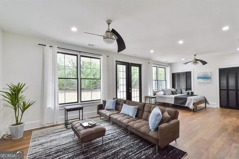 1227 Atlantic DR NW Atlanta, GA 30318