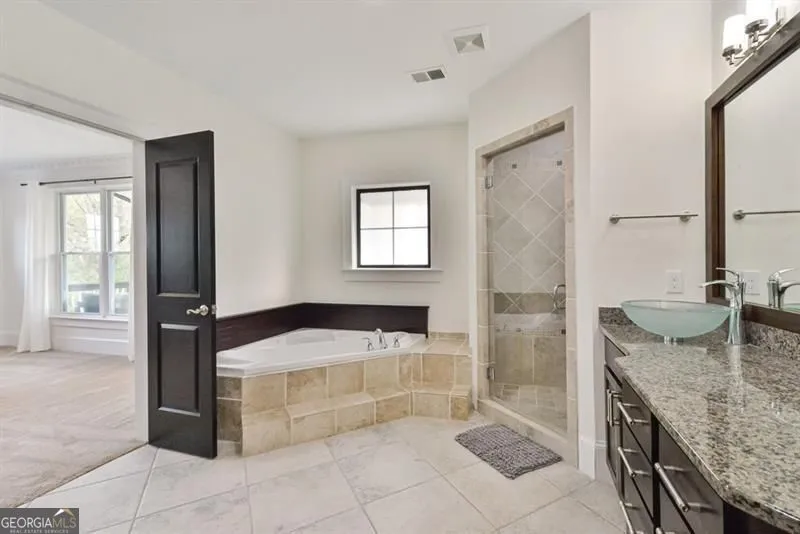 1227 Atlantic DR NW Atlanta, GA 30318