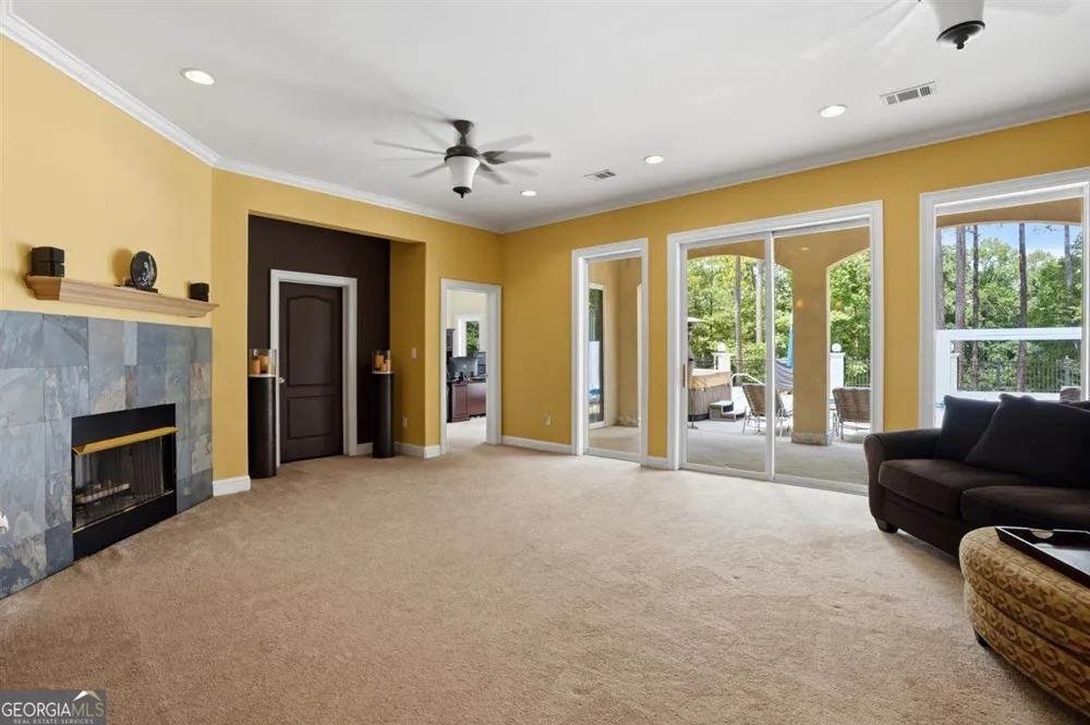 124 Fairway RUN Forsyth, GA 31029
