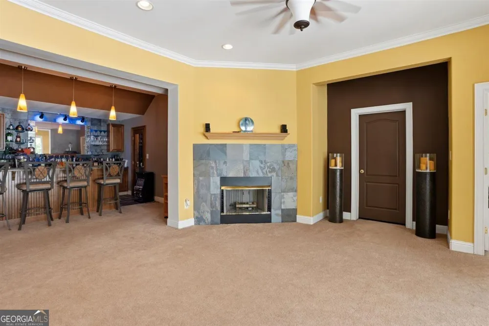 124 Fairway RUN Forsyth, GA 31029