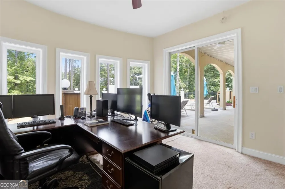 124 Fairway RUN Forsyth, GA 31029