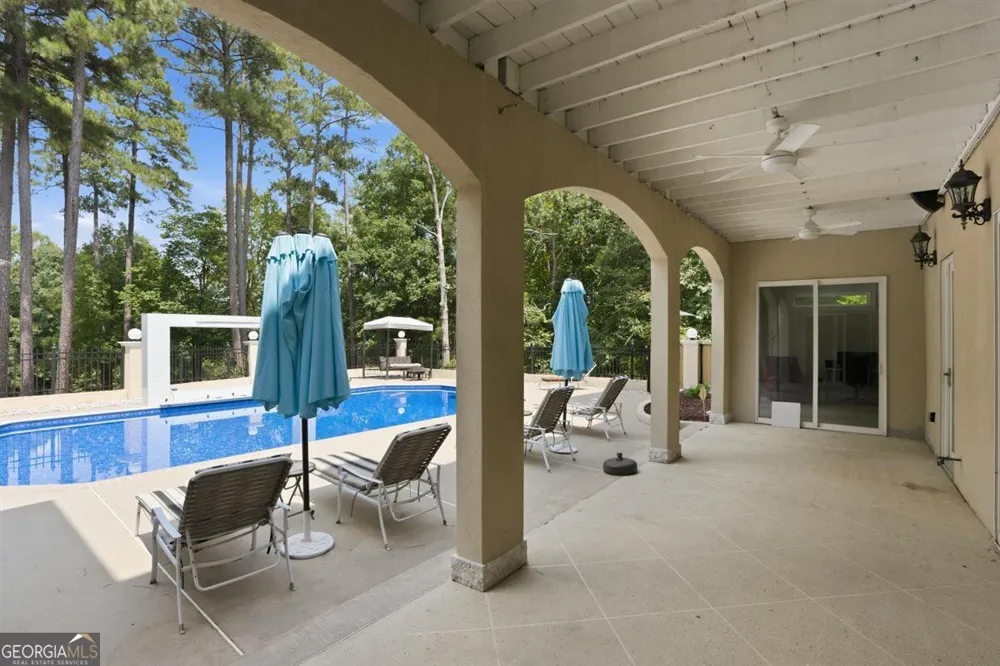 124 Fairway RUN Forsyth, GA 31029