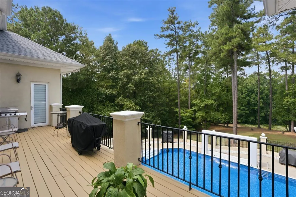 124 Fairway RUN Forsyth, GA 31029
