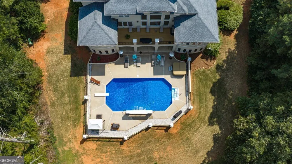 124 Fairway RUN Forsyth, GA 31029