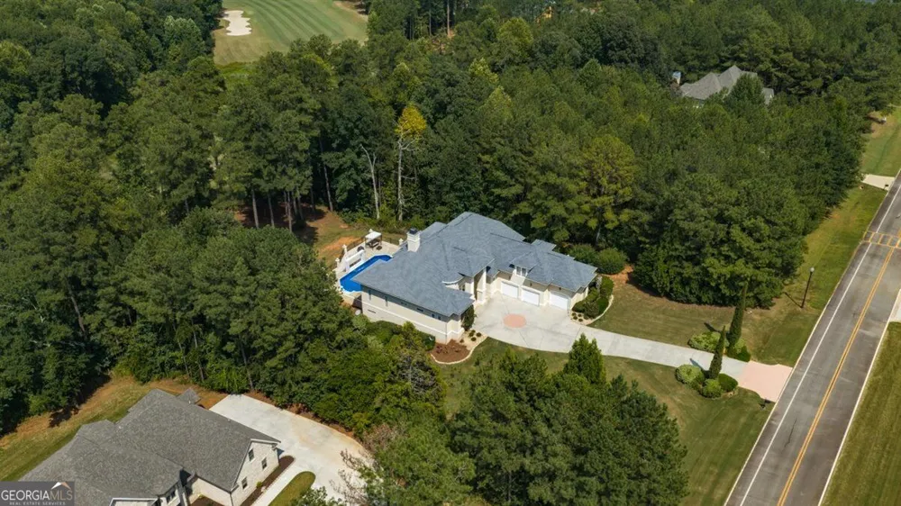 124 Fairway RUN Forsyth, GA 31029