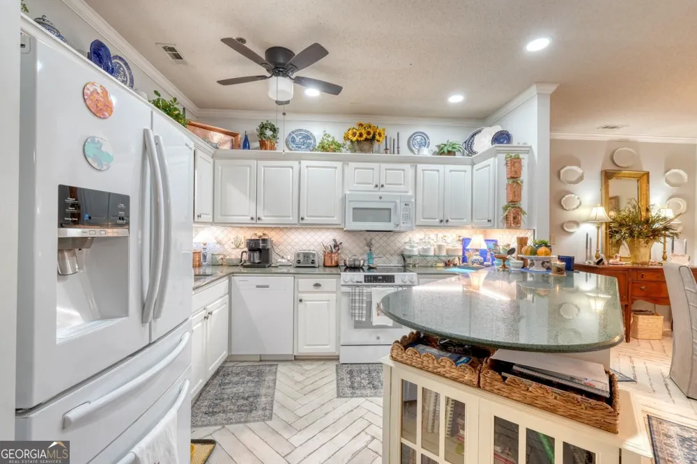 20 Glen Eagle Ct A101 Clayton, GA 30525